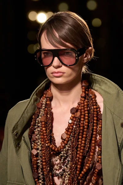 Look 83